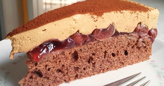 Cappuccino Kirschtorte