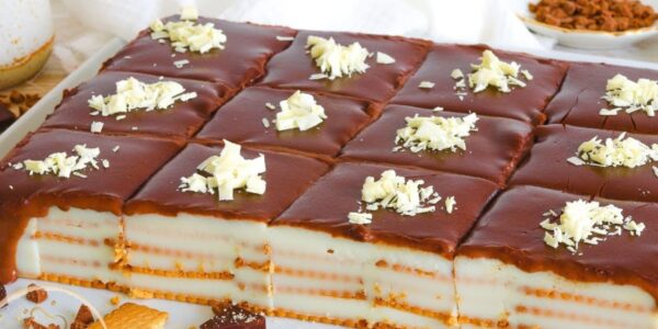 Pudding-Butterkeks-Kuchen ohne Backen