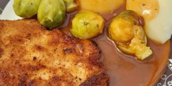 Schnitzel mit Rosenkohl  Ich brauche 500 Leute, die „Lecker“ sagen